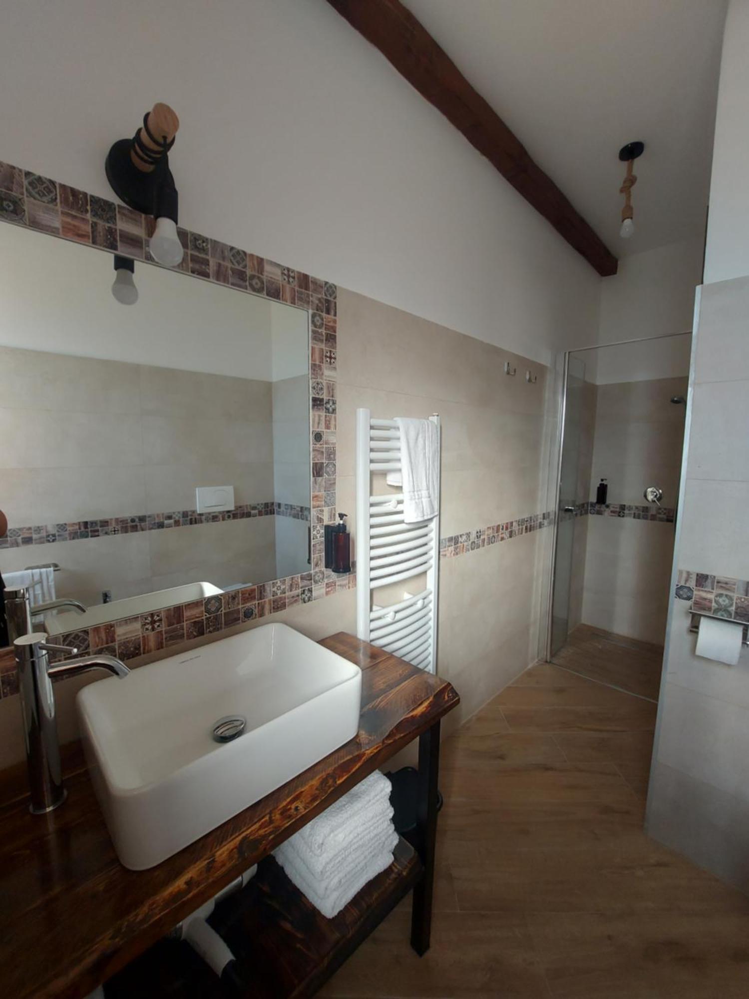 Agro 1798 Country Guest House แตร์ราชินา ภายนอก รูปภาพ