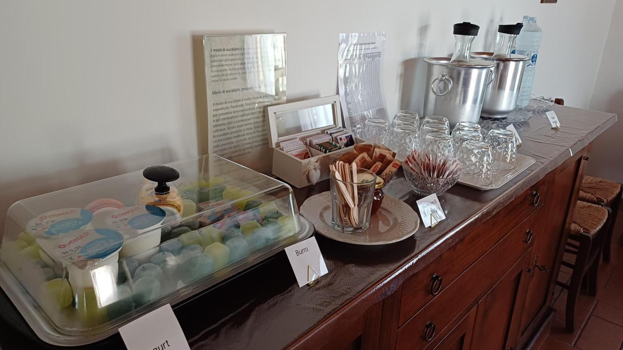 Agro 1798 Country Guest House แตร์ราชินา ภายนอก รูปภาพ